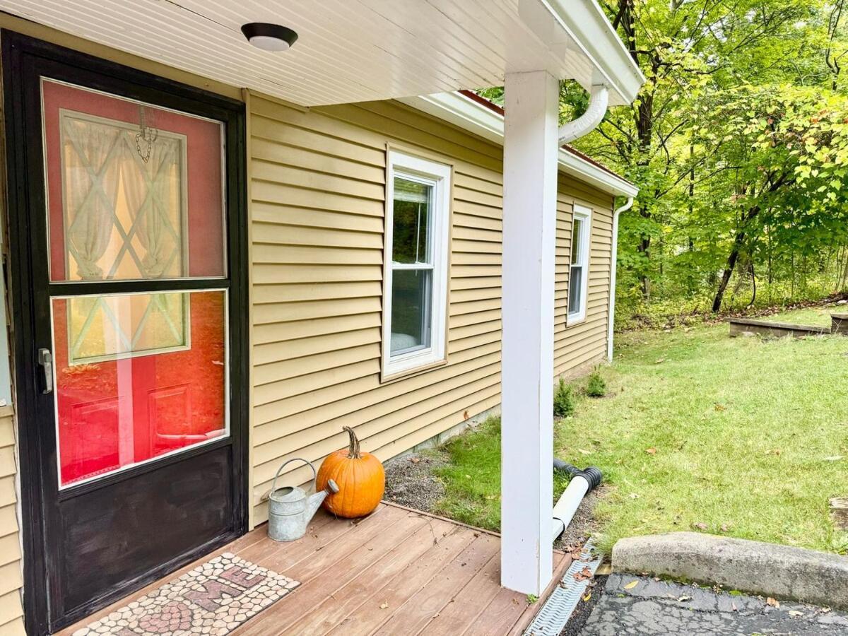 Cayuga Lake Cottage With Private Lake Access Washingtonville Εξωτερικό φωτογραφία