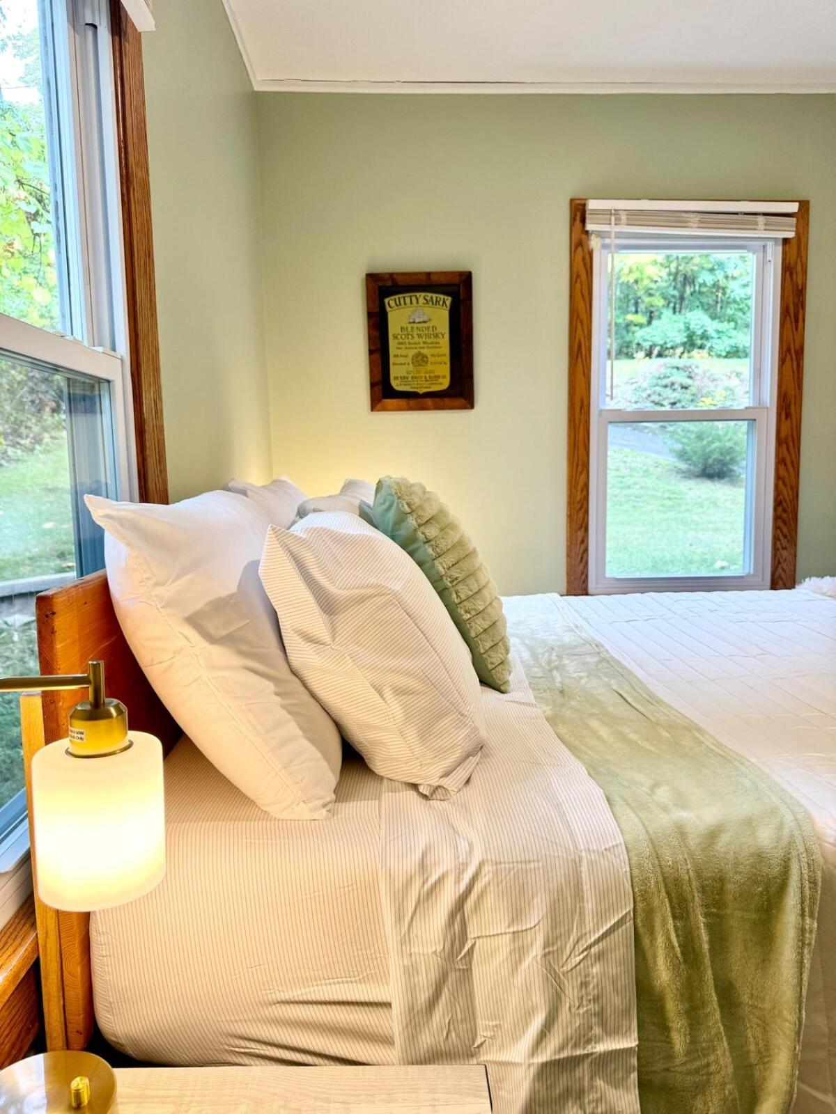 Cayuga Lake Cottage With Private Lake Access Washingtonville Εξωτερικό φωτογραφία
